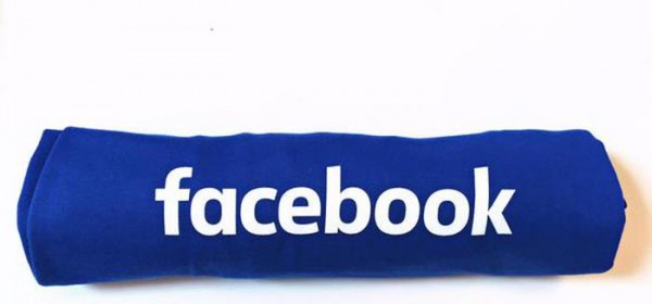 Restyling per il celebre logo di Facebook